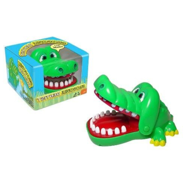 Đồ chơi khám răng cá sấu bằng nhựa chắc chắn là lựa chọn lý tưởng mà mẹ nên dành tặng bé yêu như một món quà tinh thần.