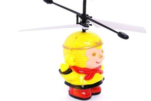 Tại sao mẹ nên mua đồ chơi máy bay cảm ứng Tôn Ngộ Không